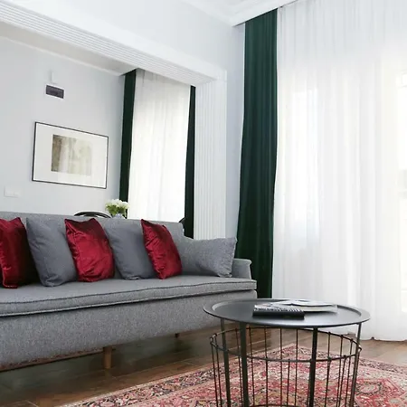 Huma Apartment