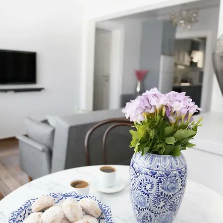 Huma Apartment *